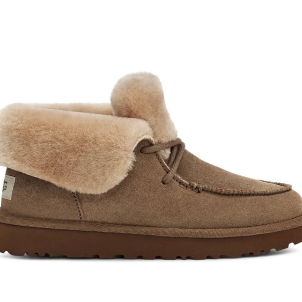 Ugg Diara boots. Size 9. Color=hickory sand.